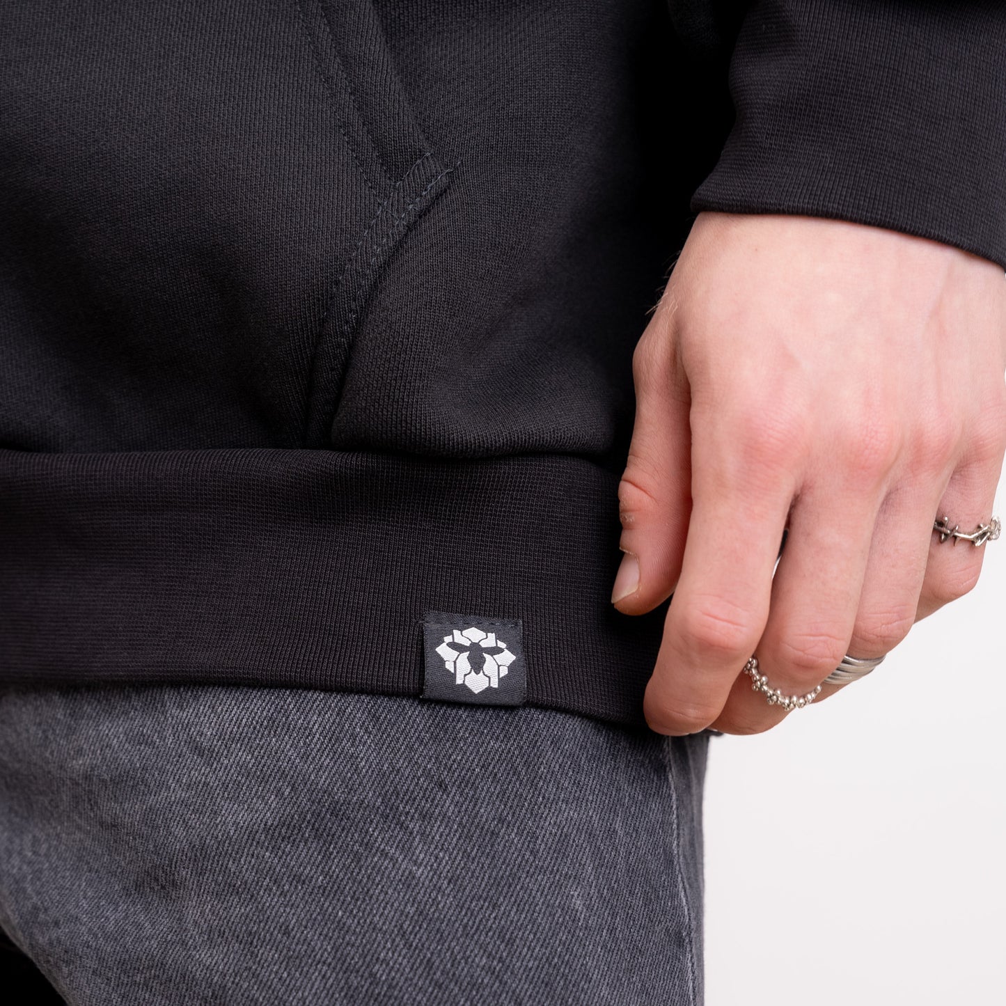 012 - TRIBAL WHITE (hoodie)