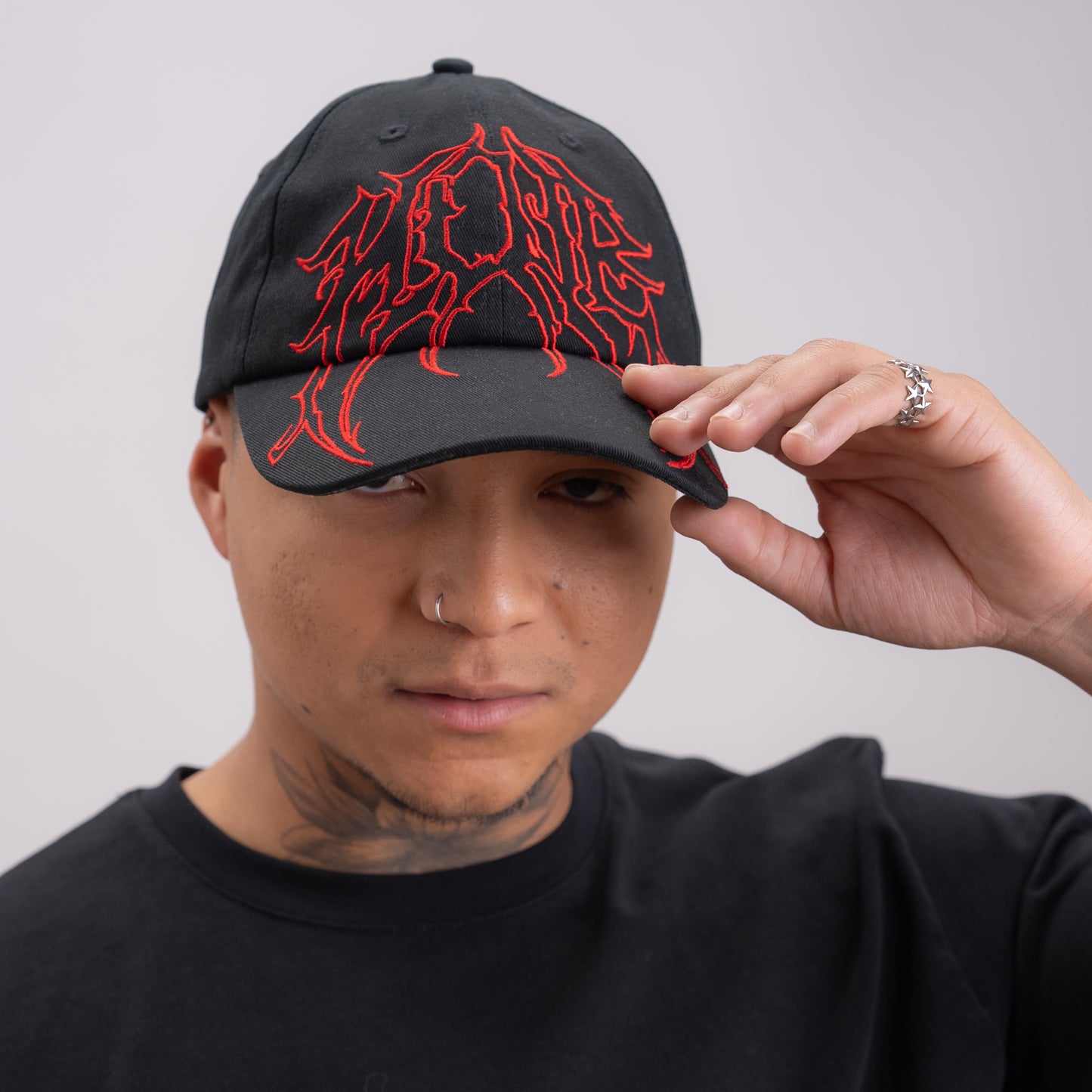 038 - CAP RED TRIBAL