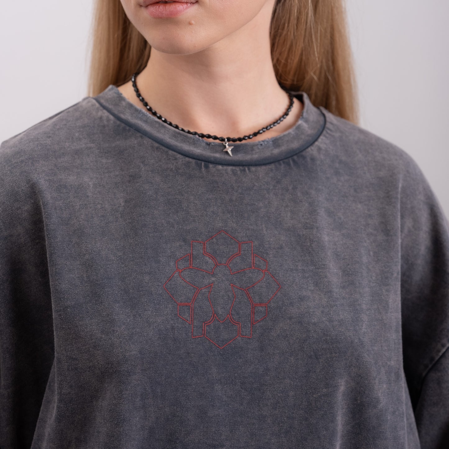 030 - DISTRESSED TRIBAL RED