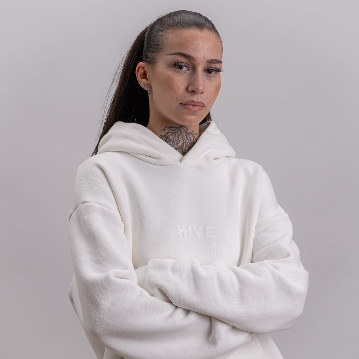 010 - BASIC OFF WHITE