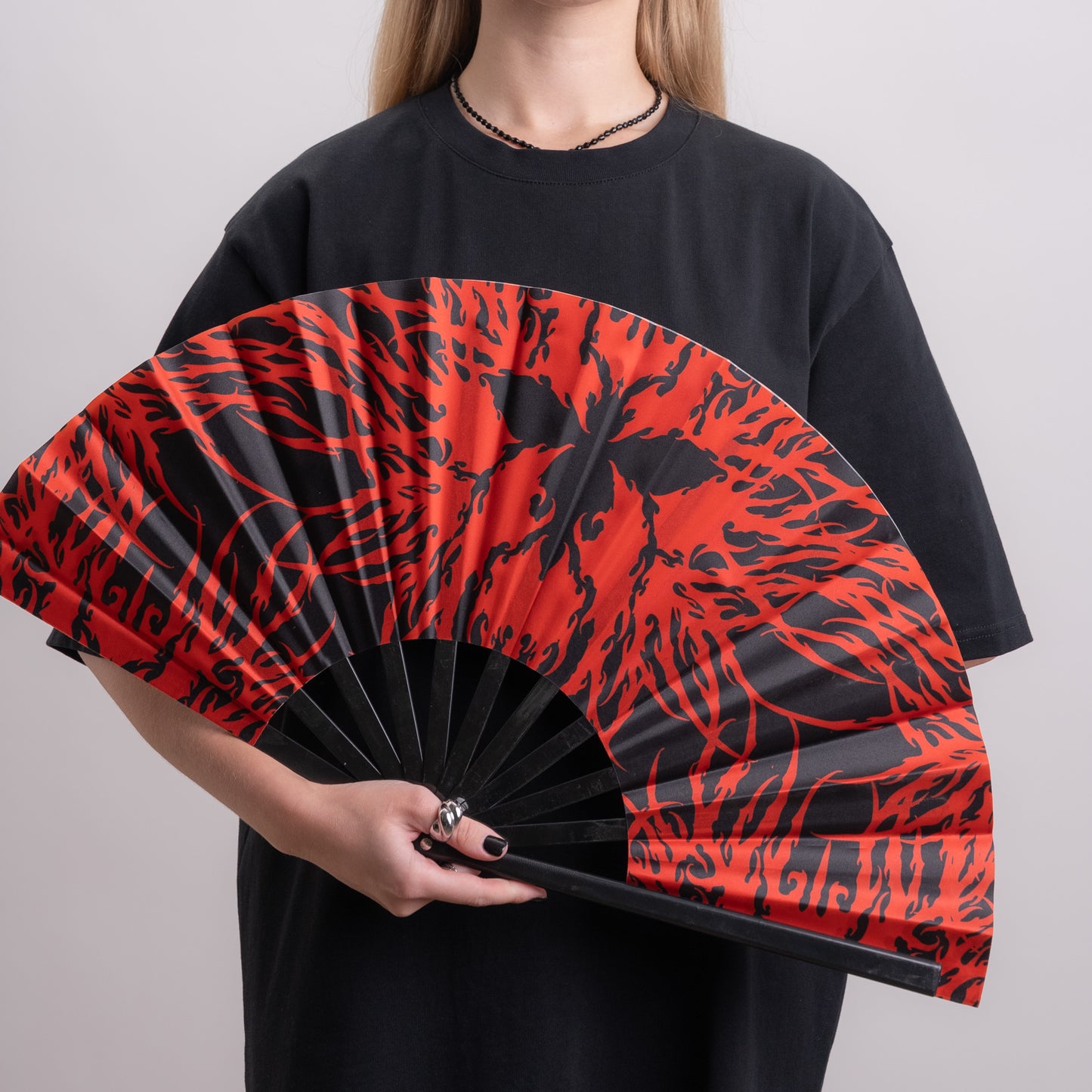 048/ 049 - BIG FAN BEE