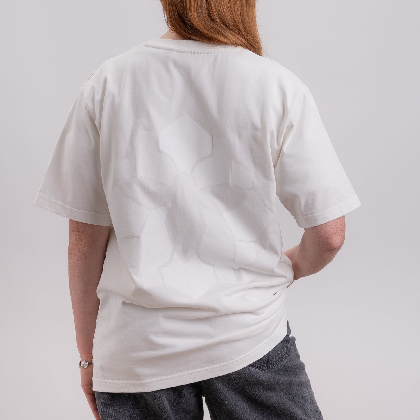 025 - BASIC OFF WHITE