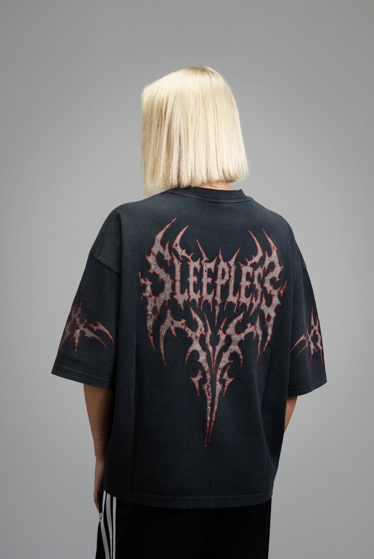 089 - SLEEPLESS SHIRT