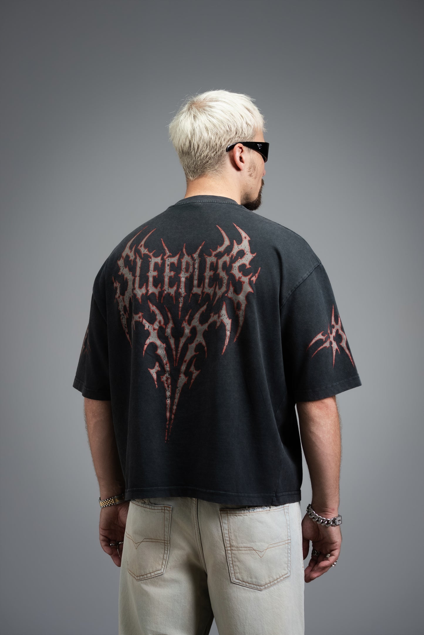 089 - SLEEPLESS SHIRT