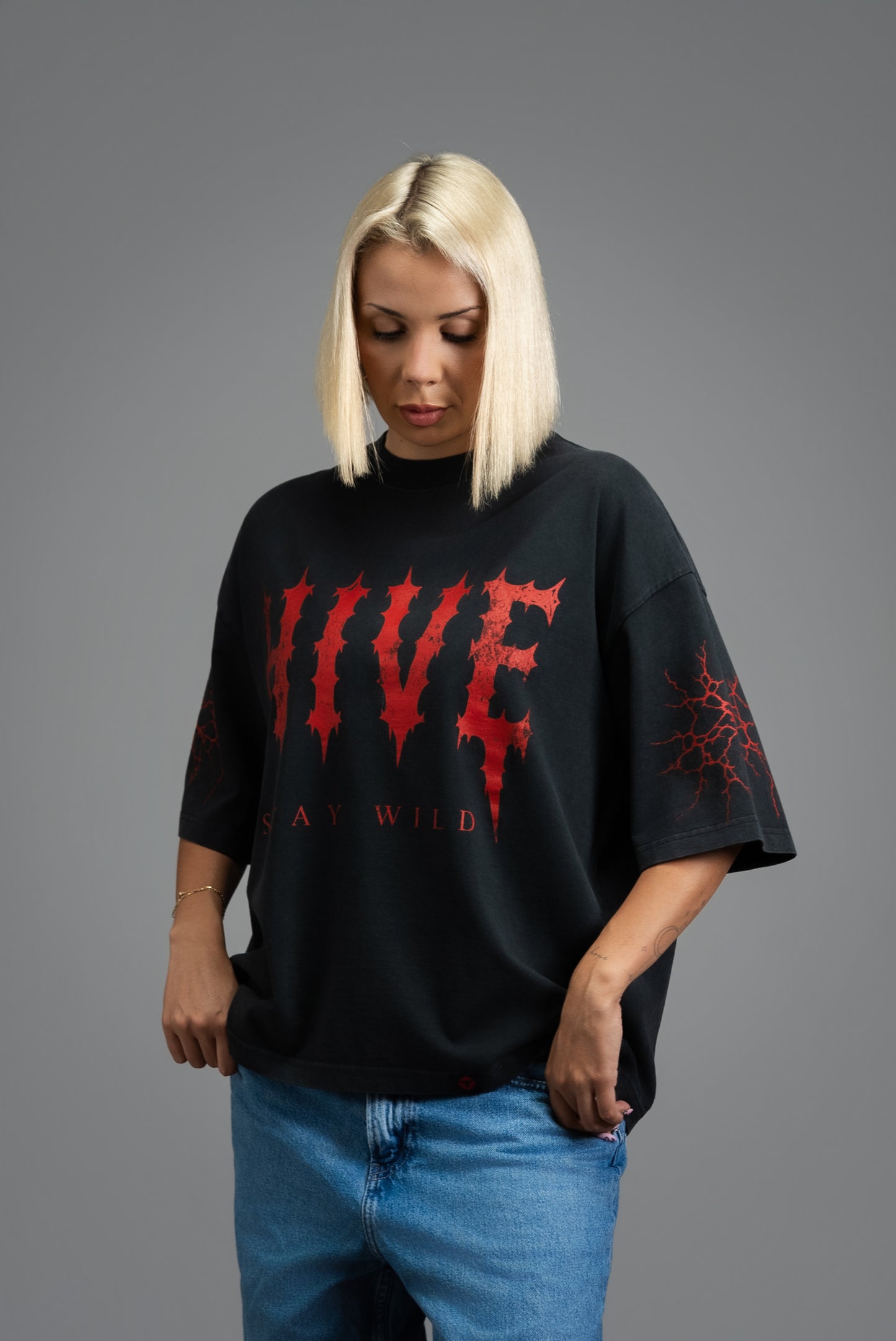 082 - HEAVY DISTRESSED BASIC BLACK SHIRT